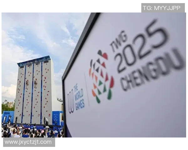 成都攀岩队在滑板精英赛中以82分稳居积分榜首位 成都攀岩队在滑板精英赛中以82分稳居积分榜首位