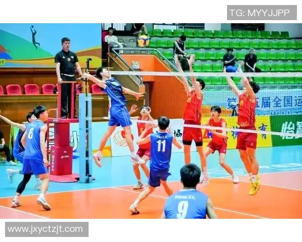 重庆排球队的实力揭秘：排球巨献背后的故事与荣耀